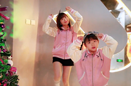 武漢貝卡母女組合Hello kitty舞蹈視頻展