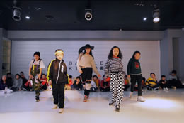 少兒舞蹈十天集訓強化課程，每天一種風(fēng)格，力量爆發(fā)