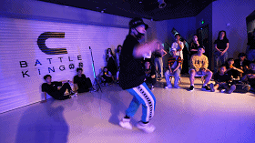 1606196148140907.gif 你好中文歌花絮_20191205182931.gif